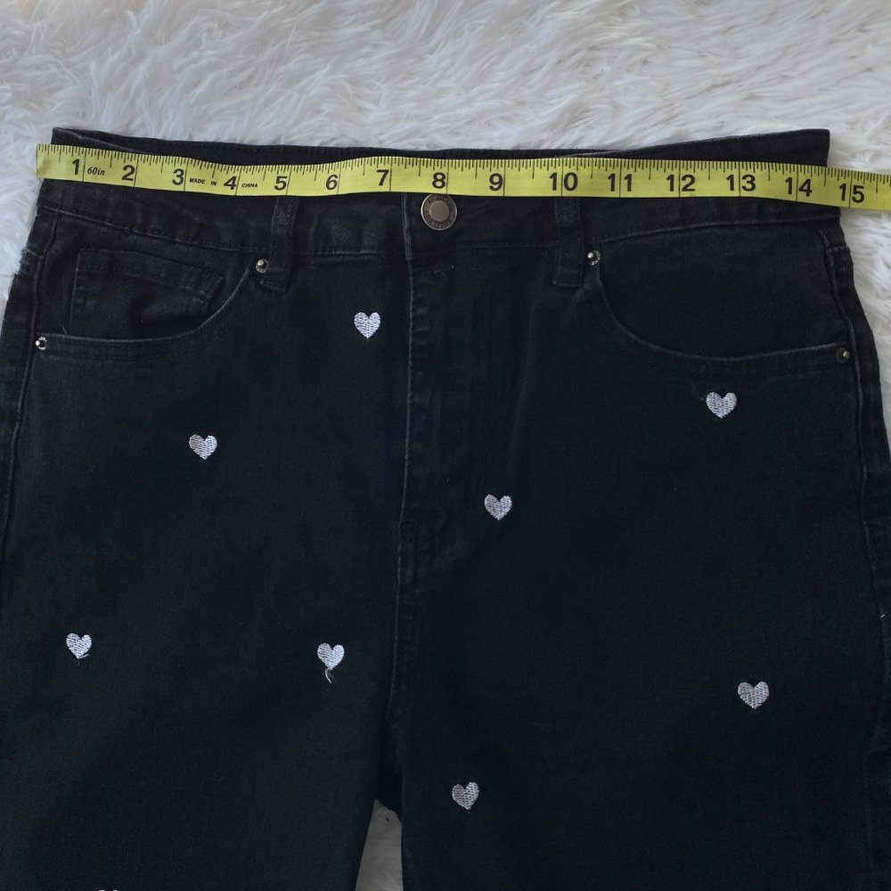 UO Angel Kiss Mom Fit High Rise Embroidered Heart Black Denim Jeans - Picture 7 of 8